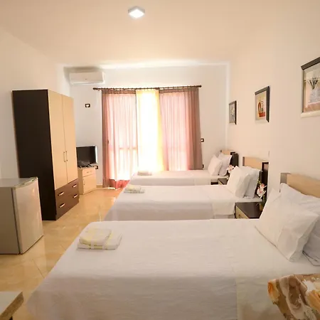 Blue Bay Apartments Sarande Exterior photo